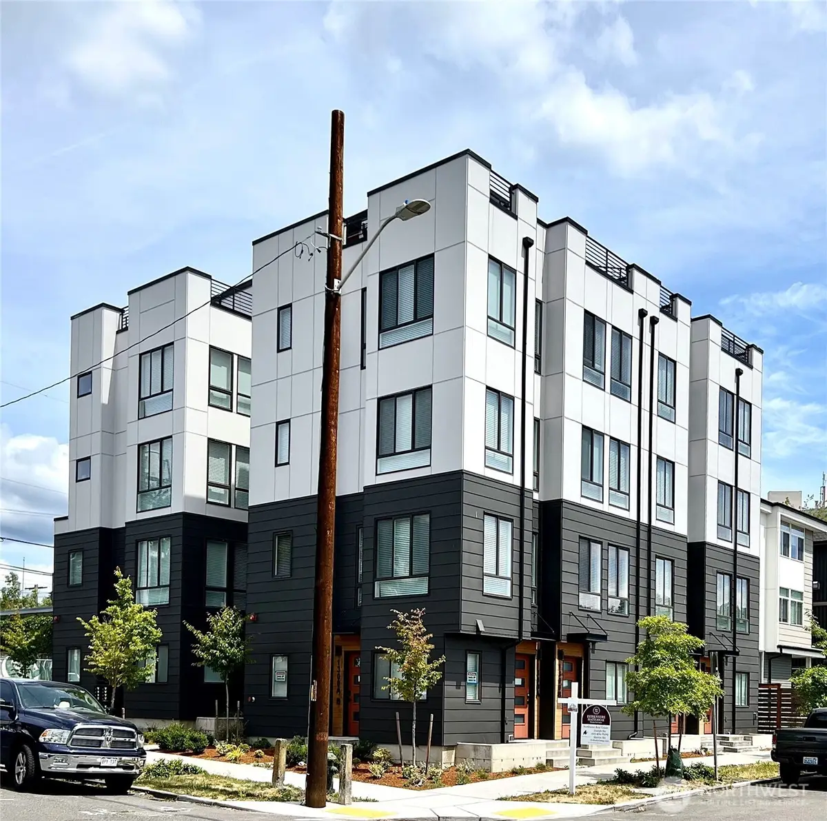 440 13th Ave, Seattle, WA 98122 - #1