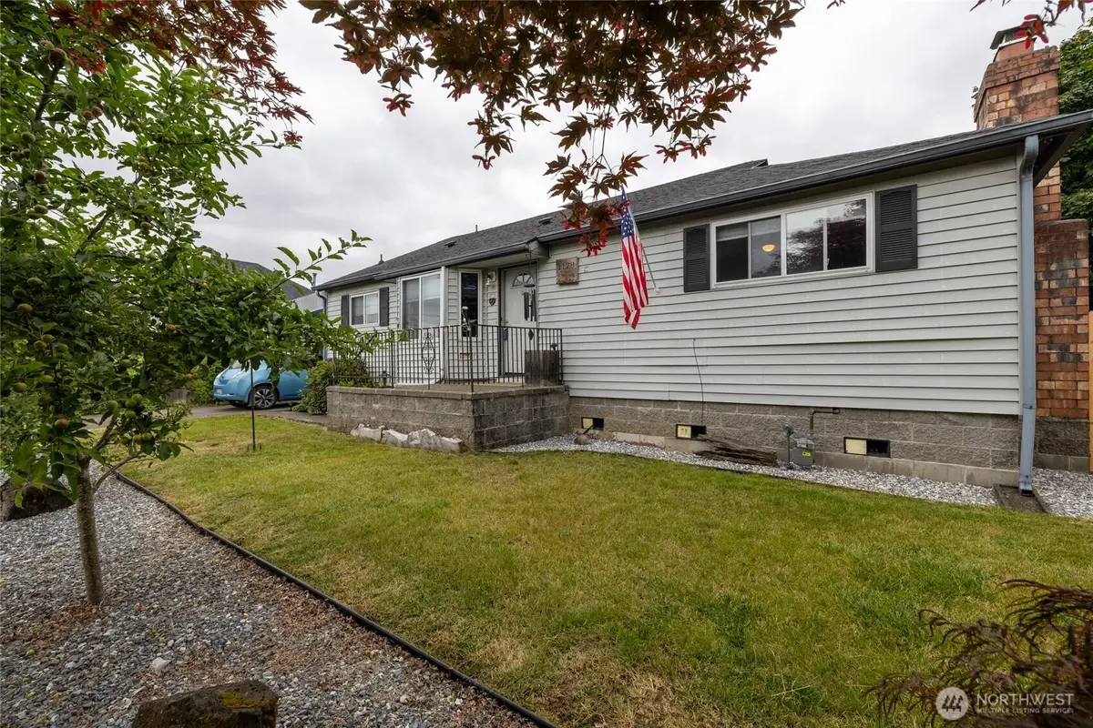 1128 H Street, Centralia, WA 98531 - #1