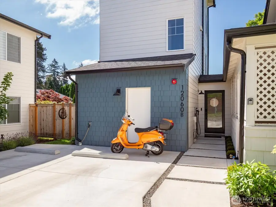 12060 8th Avenue Nw #B, Seattle, WA 98177 - #3