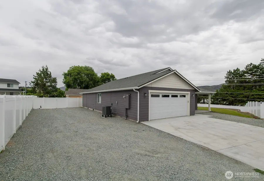 27 Jonagold Lane, Manson, WA 98831 - #3