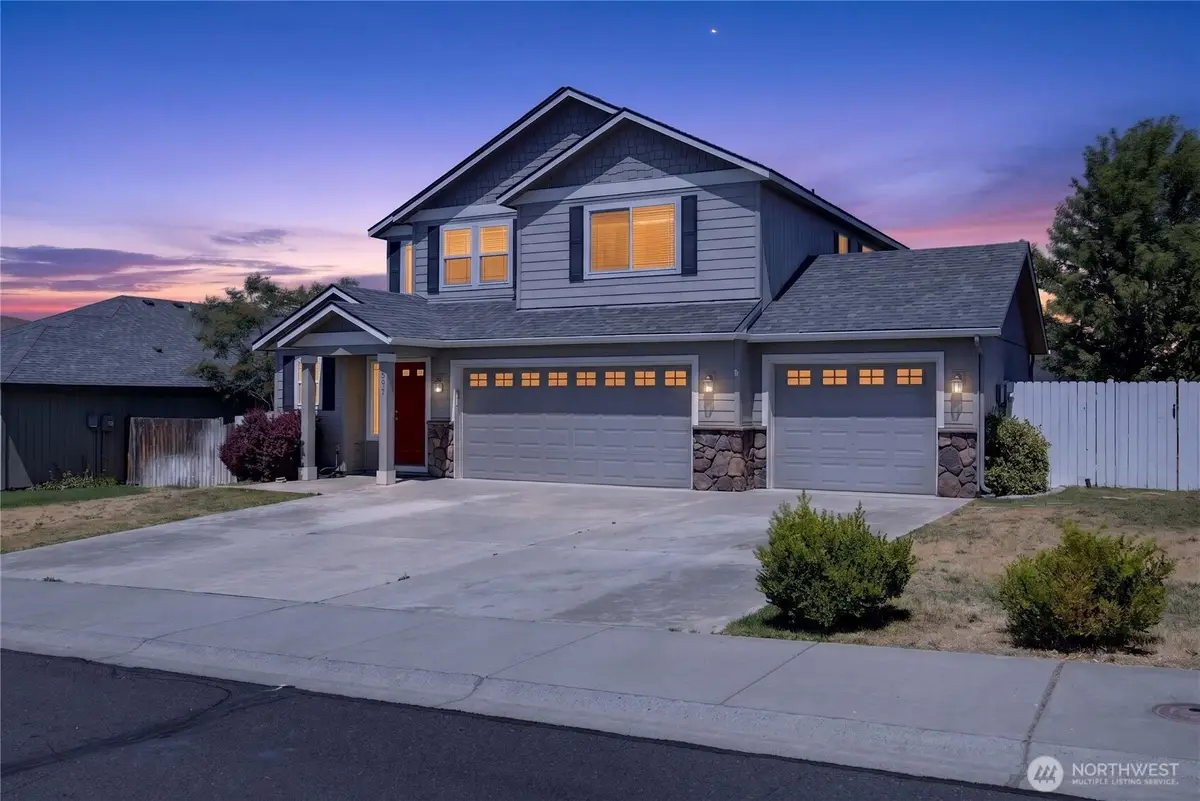 807 7th Avenue Ne, Ephrata, WA 98823 - #1