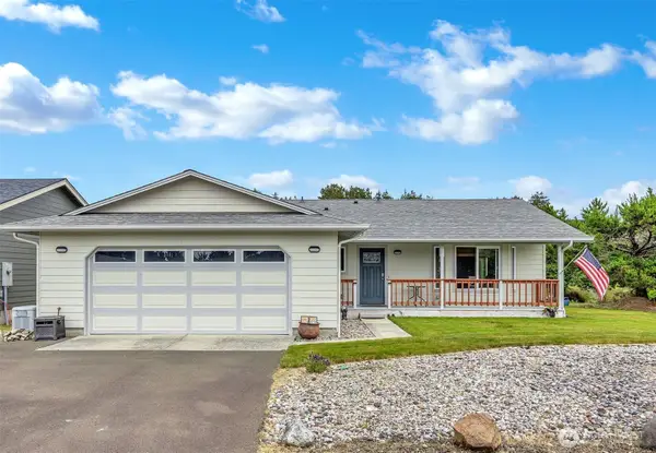 30406 H Street, Ocean Park, WA 98640