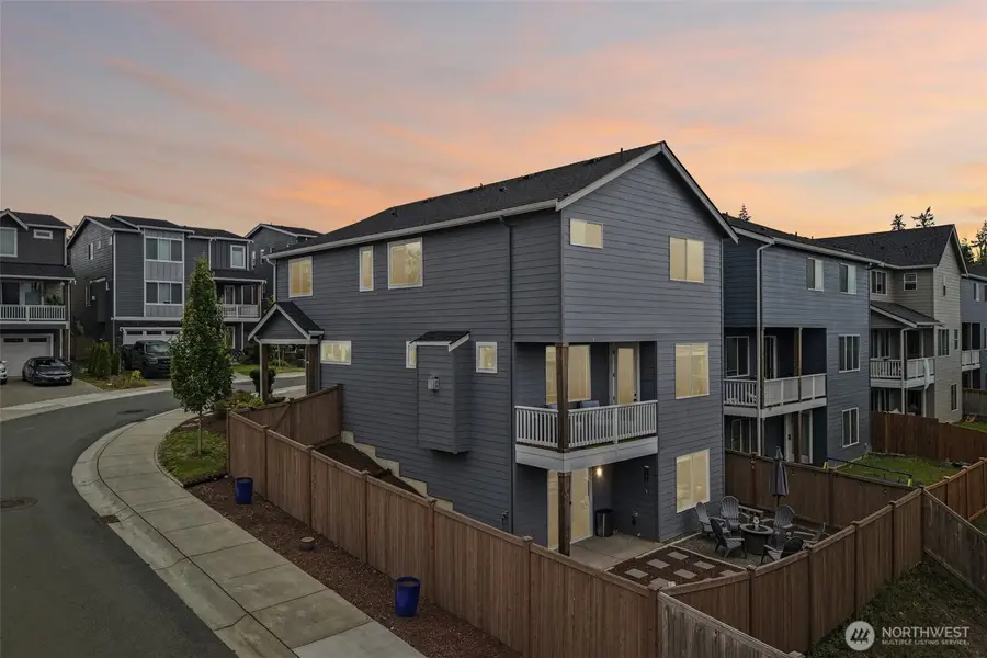 8797 68th Place Ne, Marysville, WA 98270 - #3