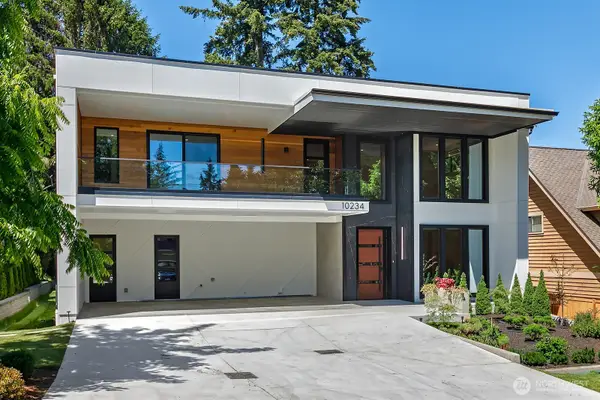 10234 NE 20th Place, Bellevue, WA 98004