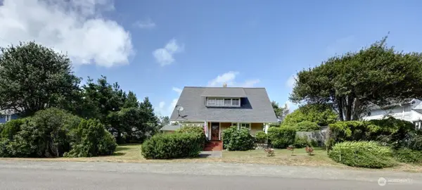 1401 262nd Place, Ocean Park, WA 98640