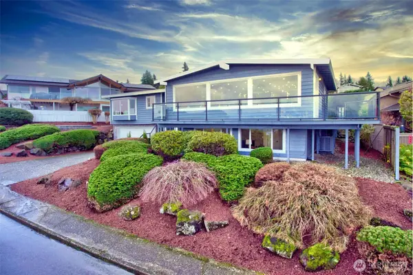 13901 Somerset Lane Se, Bellevue, WA 98006