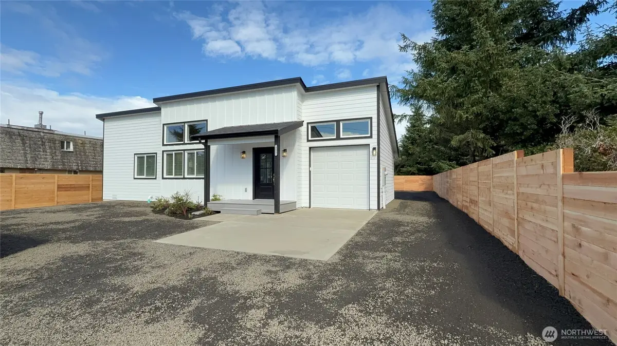 955 Tonquin Avenue Sw, Ocean Shores, WA 98569 - #1