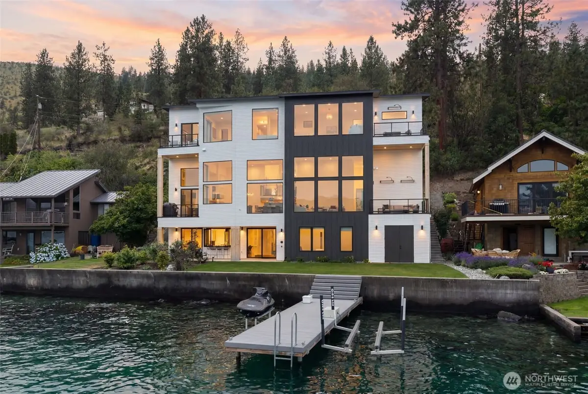 3212 S Lakeshore Road, Chelan, WA 98816 - #1