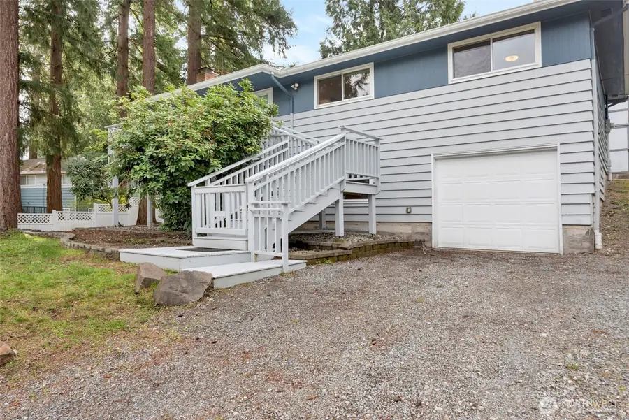 3433 NE 17th Place, Renton, WA 98056 - #2