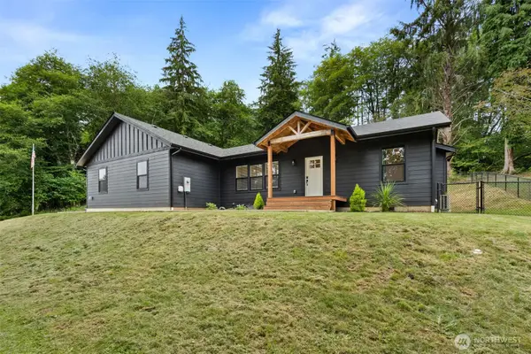 763 Harrison Avenue, Raymond, WA 98577