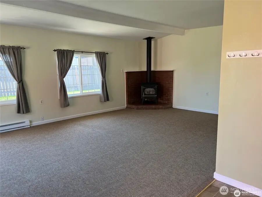 220 N Main Street, Kittitas, WA 98934 - #2