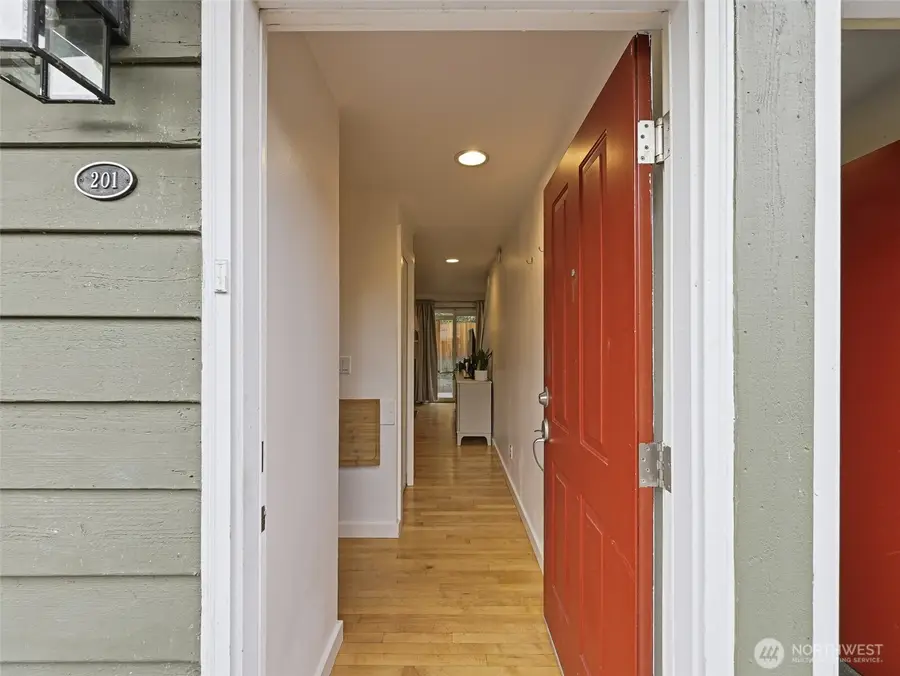 301 W Raye Street #201, Seattle, WA 98119 - #2