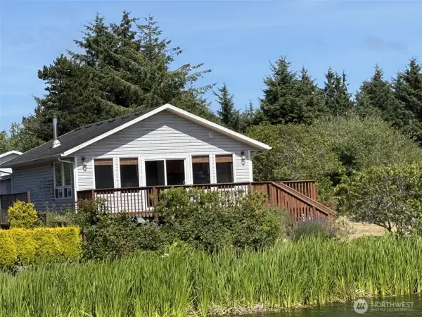 725 Wawona Avenue Sw, Ocean Shores, WA 98569