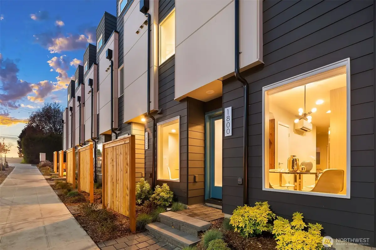 1810 NW 85th Street, Seattle, WA 98117 - #1