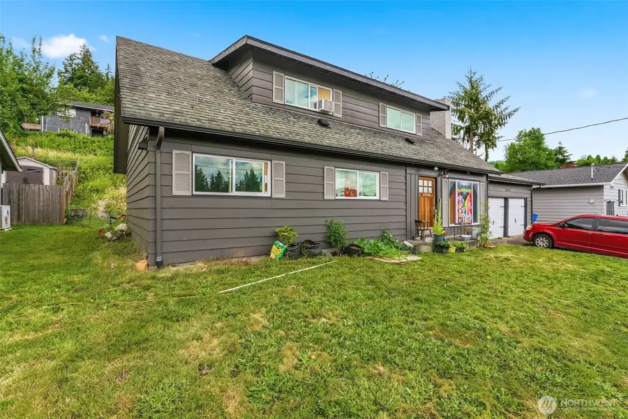 2411 Burcham Street, Kelso, WA 98626 - #3