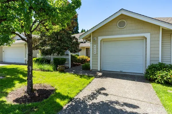4304 S 220th Place, Kent, WA 98032