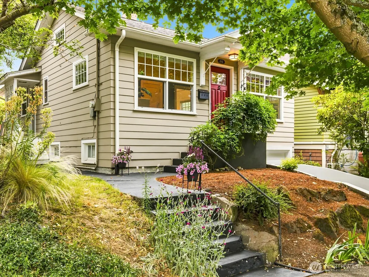 6742 7th Avenue Nw, Seattle, WA 98117 - #1