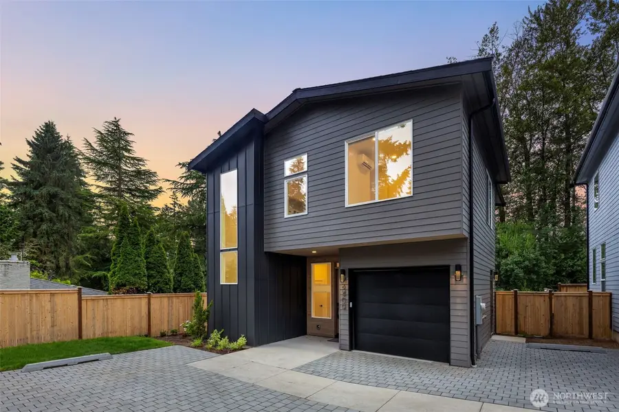 8409 NE 137th Street, Kirkland, WA 98034 - #3