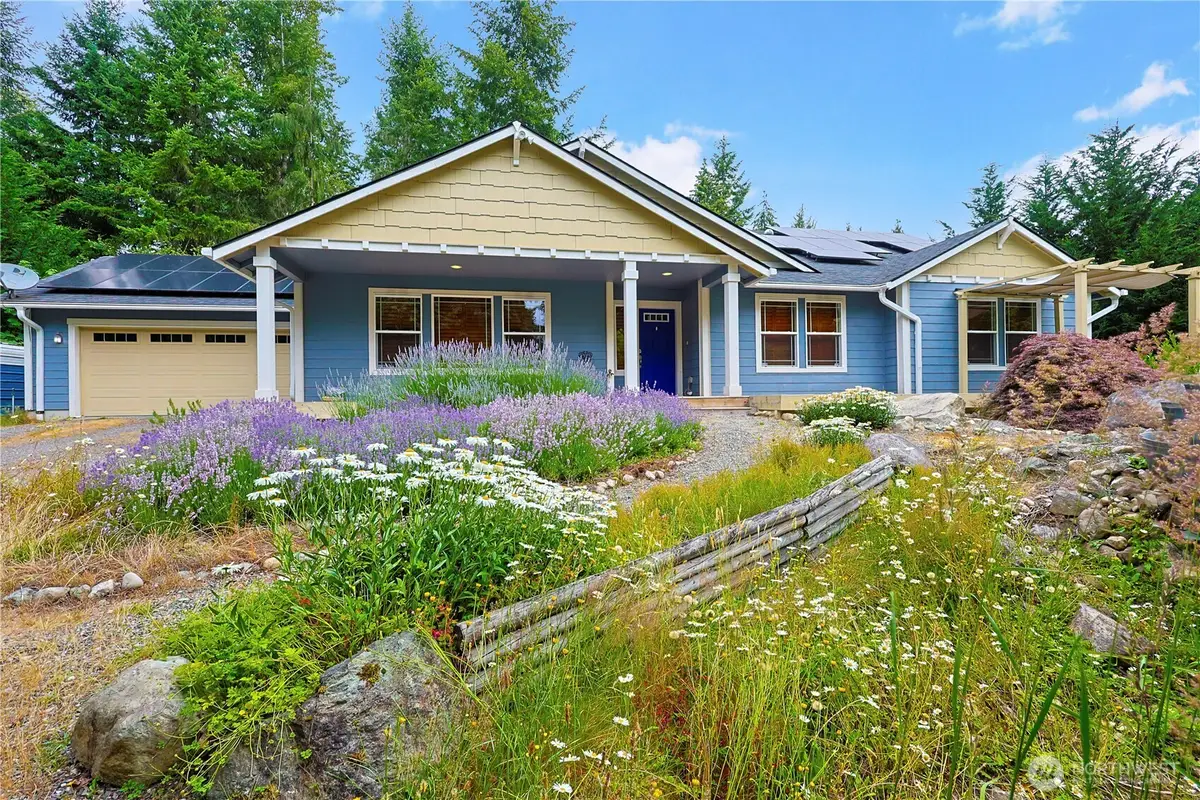 714 Tipsoo Loop S, Rainier, WA 98576 - #1
