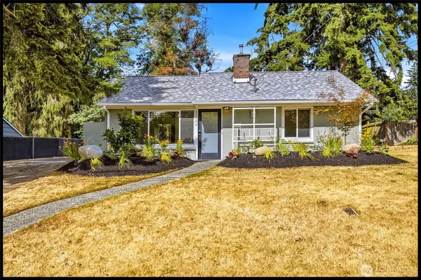 23506 54th Avenue W, Mountlake Terrace, WA 98043