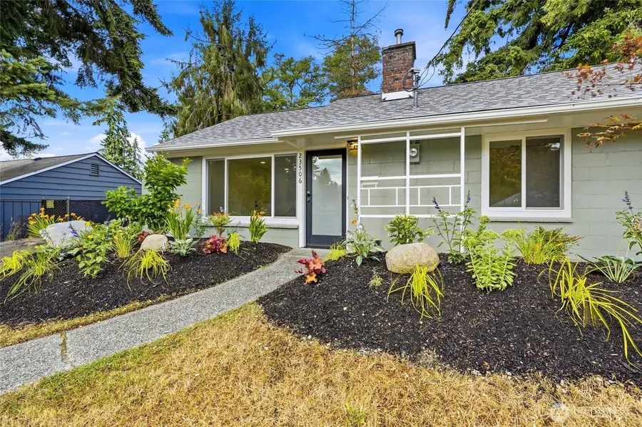23506 54th Avenue W, Mountlake Terrace, WA 98043 - #2