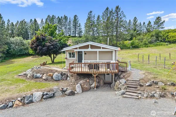 4562 Lessig Road #A, Hunters, WA 99137