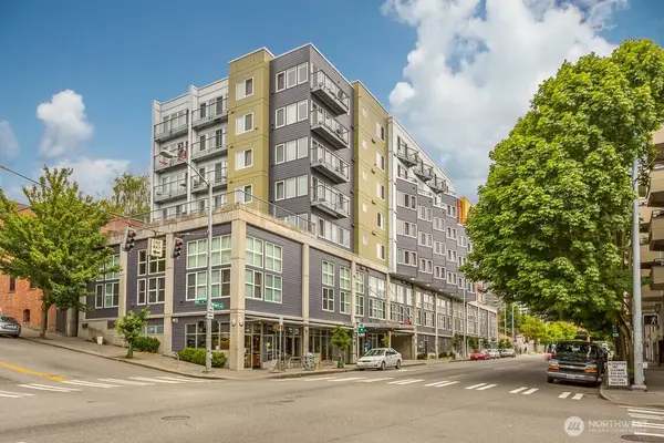 2440 Western Avenue #517, Seattle, WA 98121