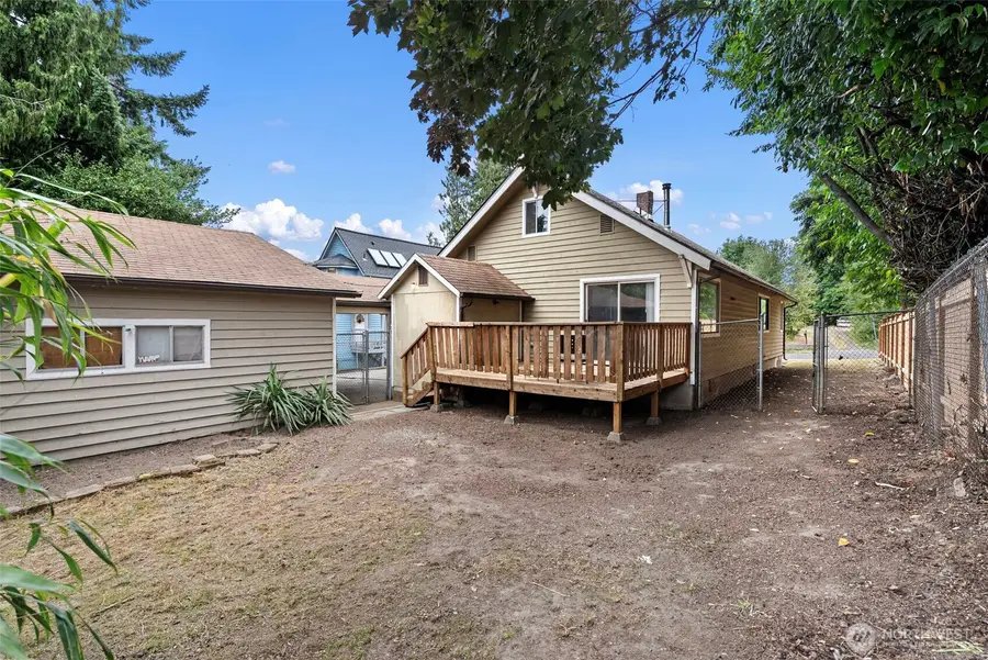 1107 Sidney Avenue, Bremerton, WA 98337 - #2