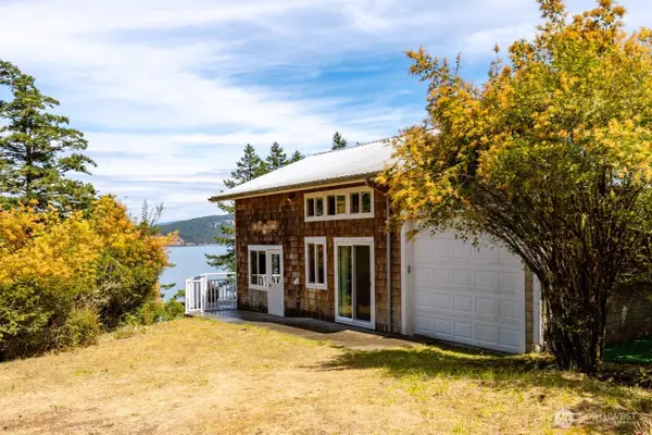 437 Sunrise Road, Lopez Island, WA 98261