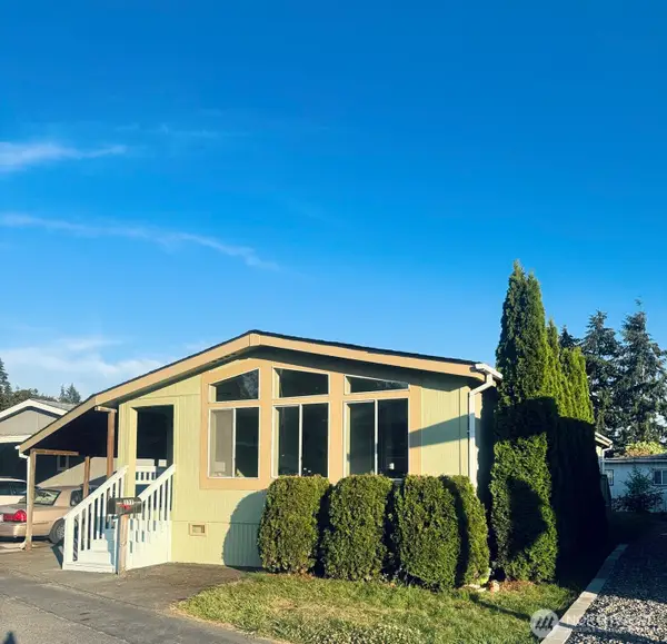 2101 S 324th Street #177, Federal Way, WA 98003