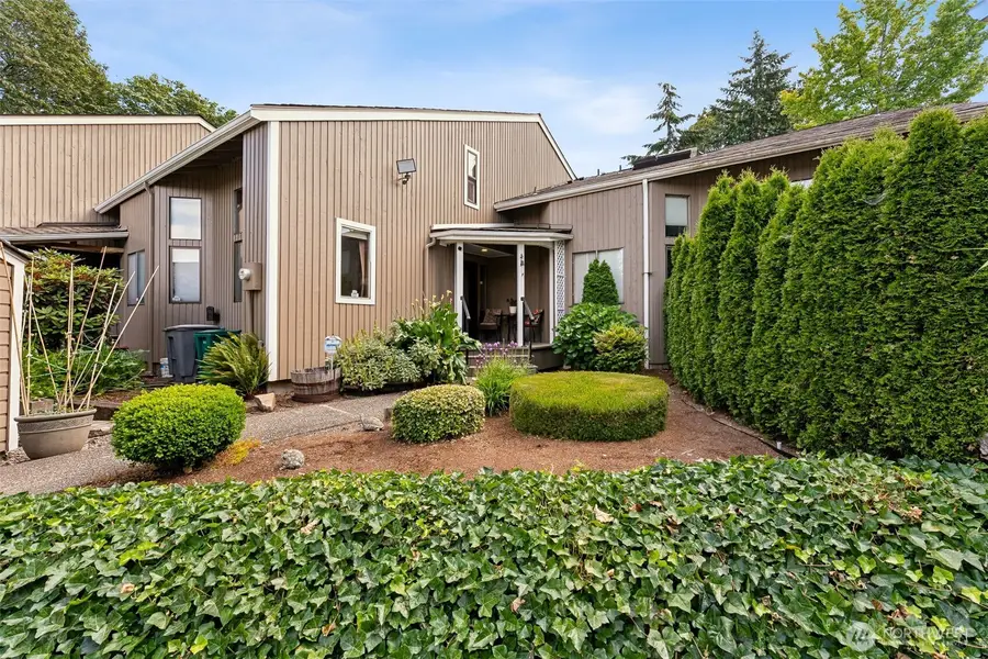 2407 SE 8th Place, Renton, WA 98055 - #2