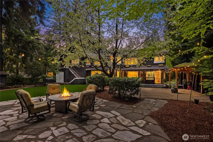 10444 SE 22nd Street, Bellevue, WA 98004 - #2