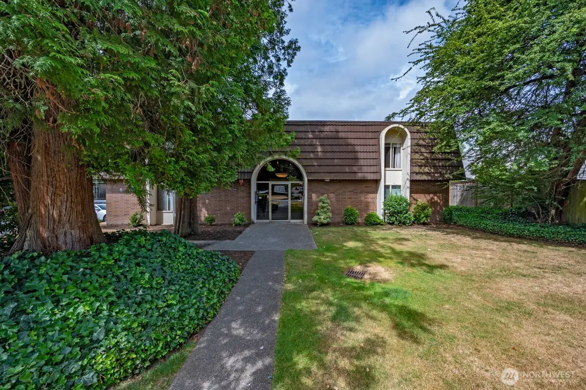 11010 NE 68th Street #622, Kirkland, WA 98033 - #1