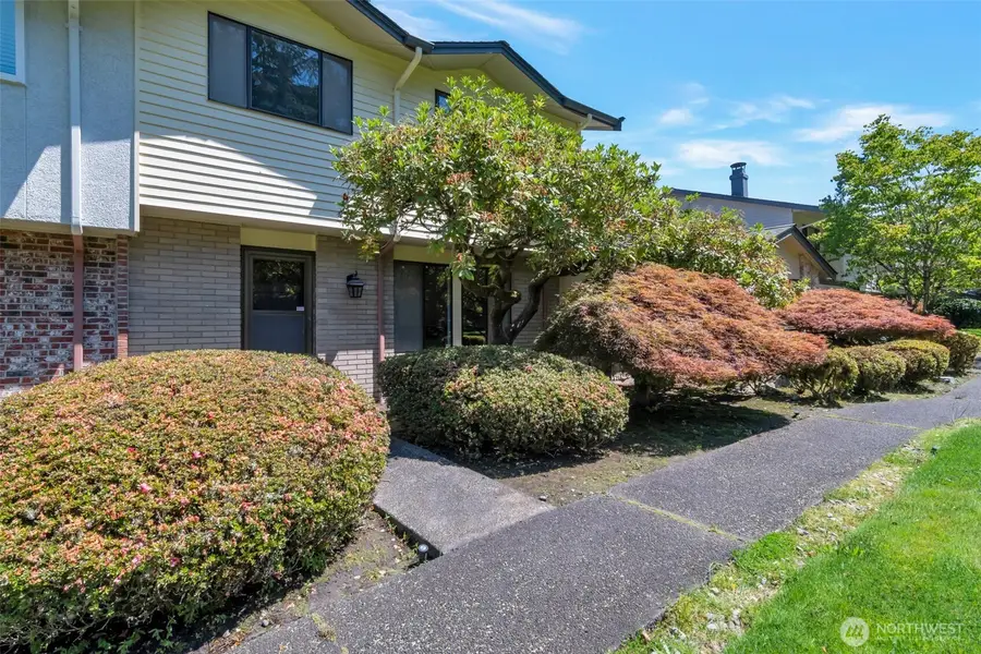 17050 Northup Way #25, Bellevue, WA 98008 - #3