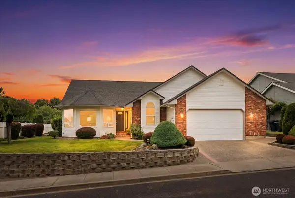 403 SE Stanford Place, College Place, WA 99324