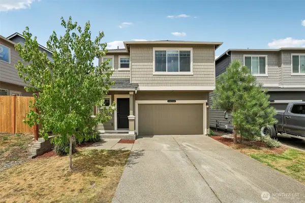 18784 108th Avenue E, Puyallup, WA 98374