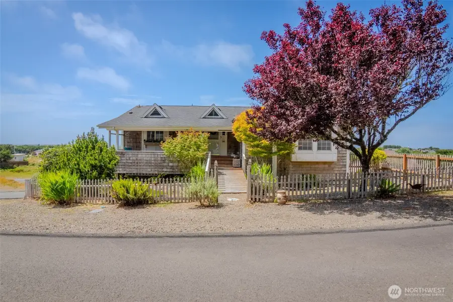 34801 J Place, Ocean Park, WA 98640 - #3