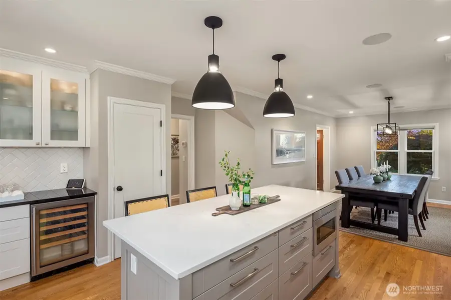 4720 NE 47th Street, Seattle, WA 98105 - #3