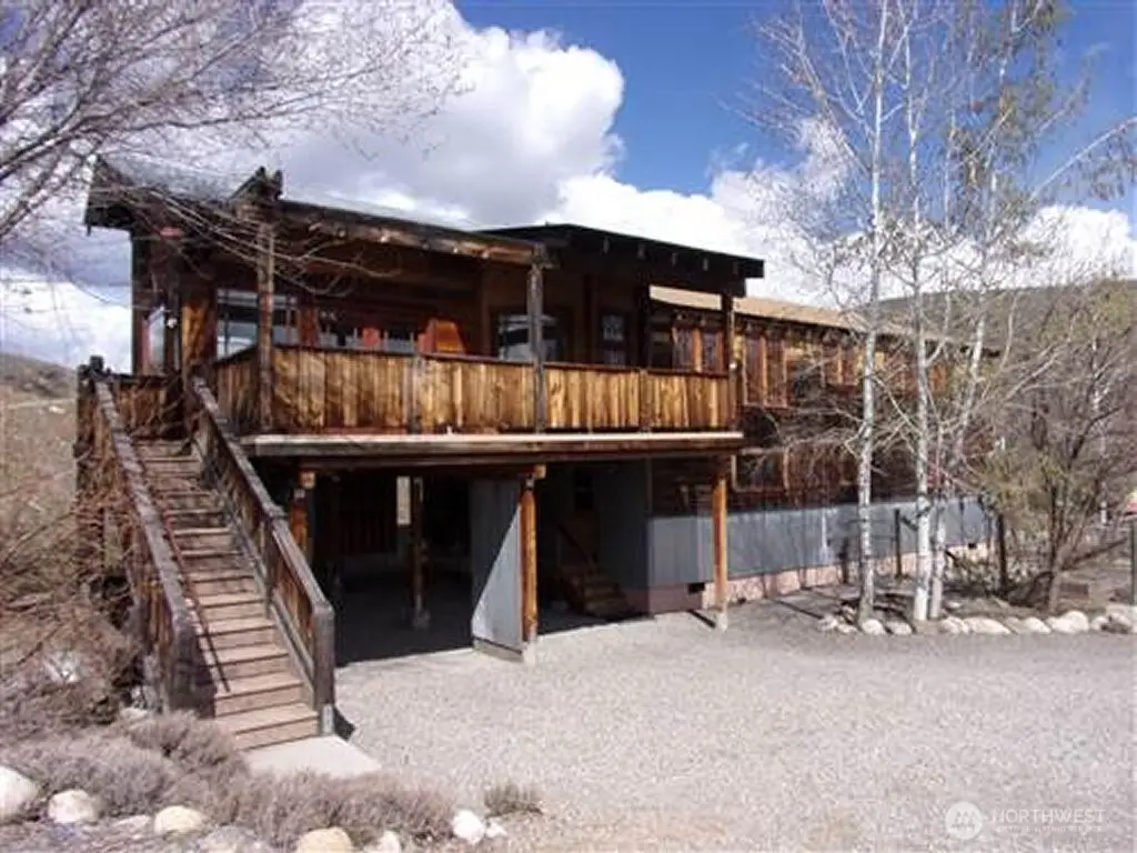 625 Twisp Winthrop Eastside Road, Winthrop, WA 98862 - #1