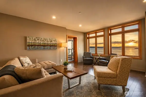 9535 Semiahmoo Parkway #B202, Blaine, WA 98230