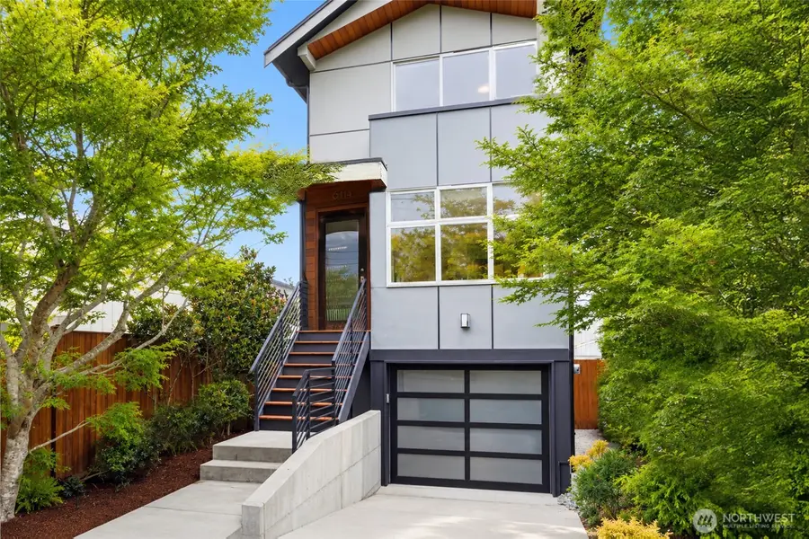 6114 8th Avenue Nw, Seattle, WA 98107 - #2