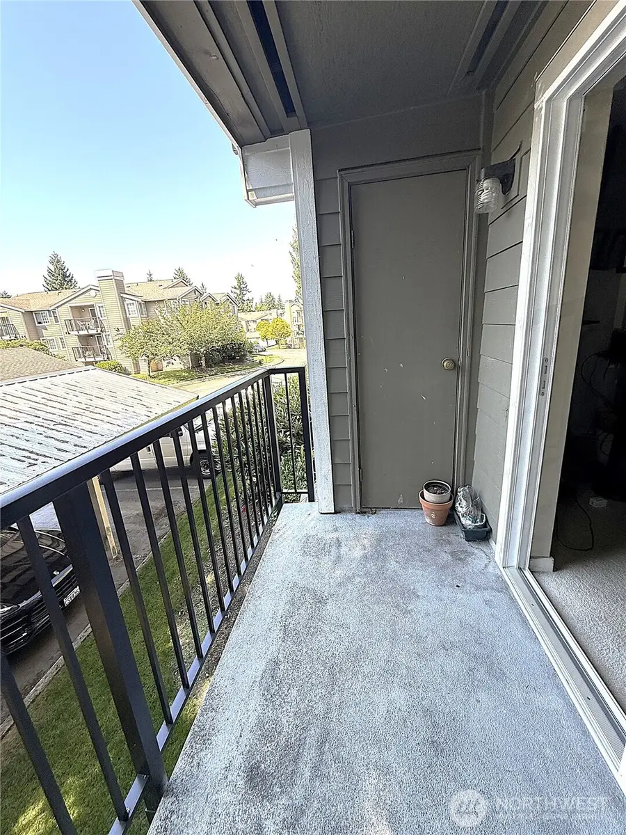 28716 18th Avenue S #Y 203, Federal Way, WA 98003 - #2