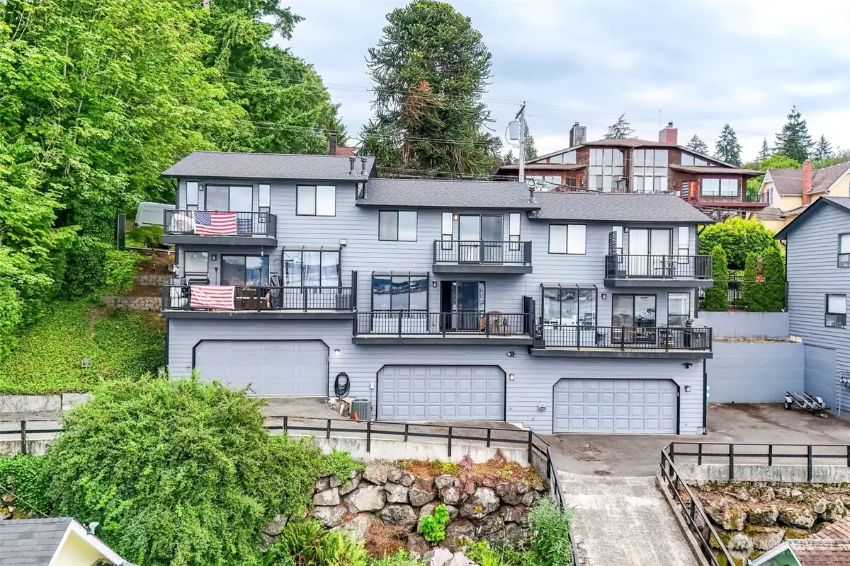 819 Kitsap Street, Port Orchard, WA 98366 - #1