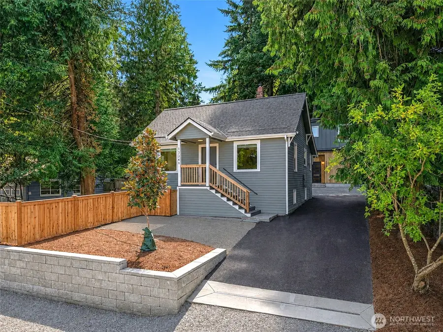 13349 25th Avenue Ne, Seattle, WA 98125 - #2