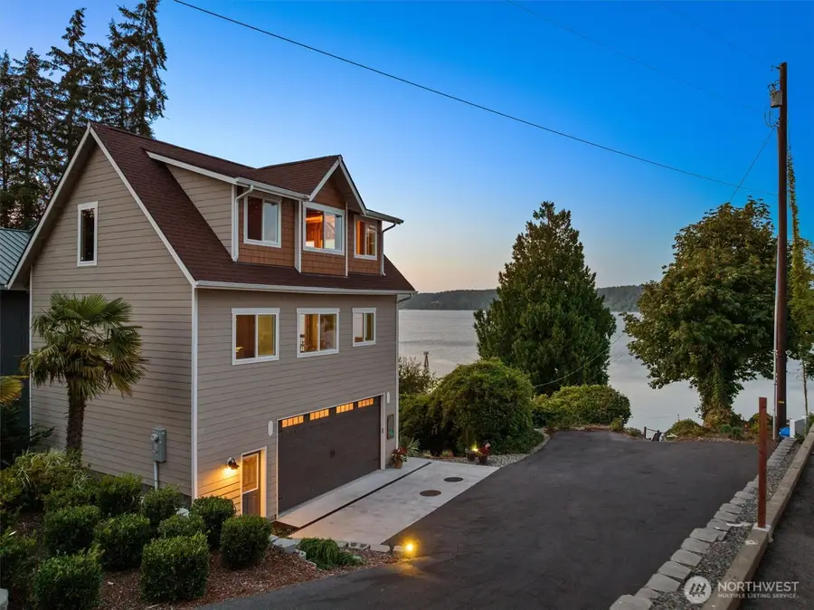 9946 Johnson Point Road Ne, Olympia, WA 98516 - #2