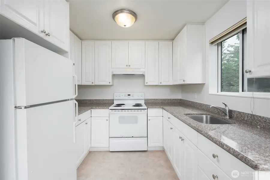 34 W Cremona Street, Seattle, WA 98119 - #3