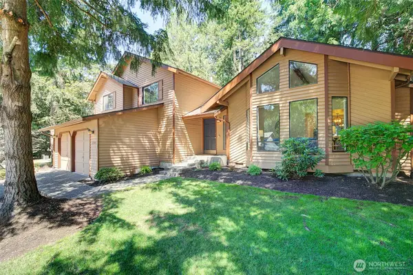 22014 NE 13th Place, Sammamish, WA 98074