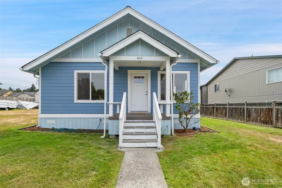 610 E 7th Street, Port Angeles, WA 98362 - #1