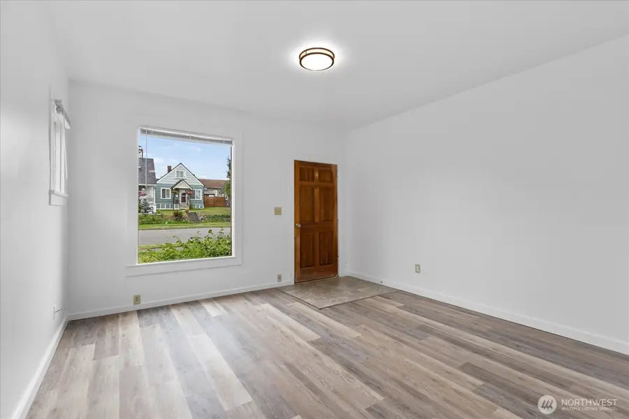 2307 Rockefeller, Everett, WA 98201 - #3