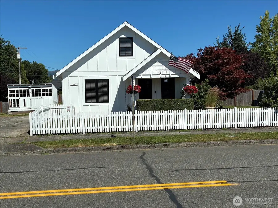 1977 Harding Street, Enumclaw, WA 98022 - #2